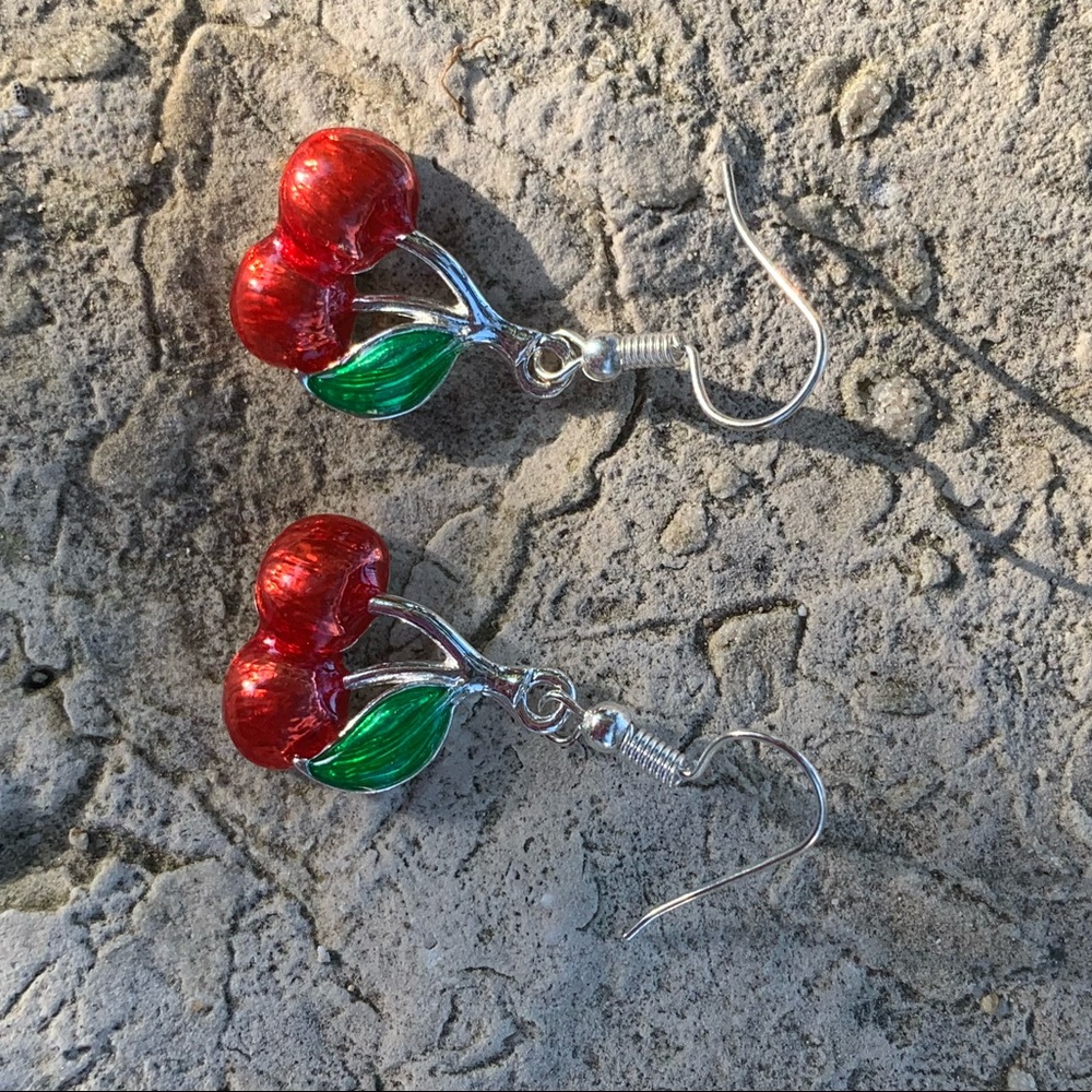 cherry earrings - Picture 4 of 4